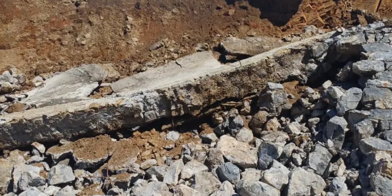 Beytüşşebap’ta Kar Sonrası Toprak Kayması: Ev Çökme Tehlikesiyle Karşı Karşıya