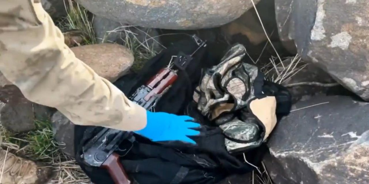 Çok sayıda silah ve mühimmat ele geçirilen operasyonda 8 kişi yakalandı