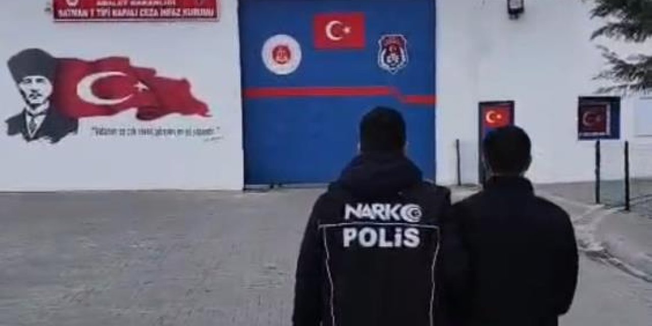 Siirt'te durdurulan araçta 13 kilo ele geçirildi: 1 kişi tutuklandı