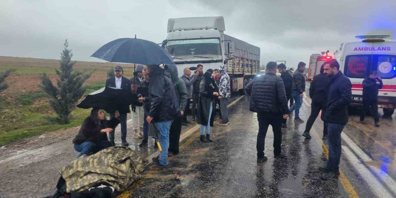 Mardin'de tır ve otomobilin çarpıştığı kazada ölenlerin sayısı 3’e yükseldi