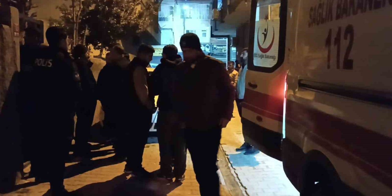 Genç Kız Sahurda Tartıştığı Babasını Vurarak Öldürdü