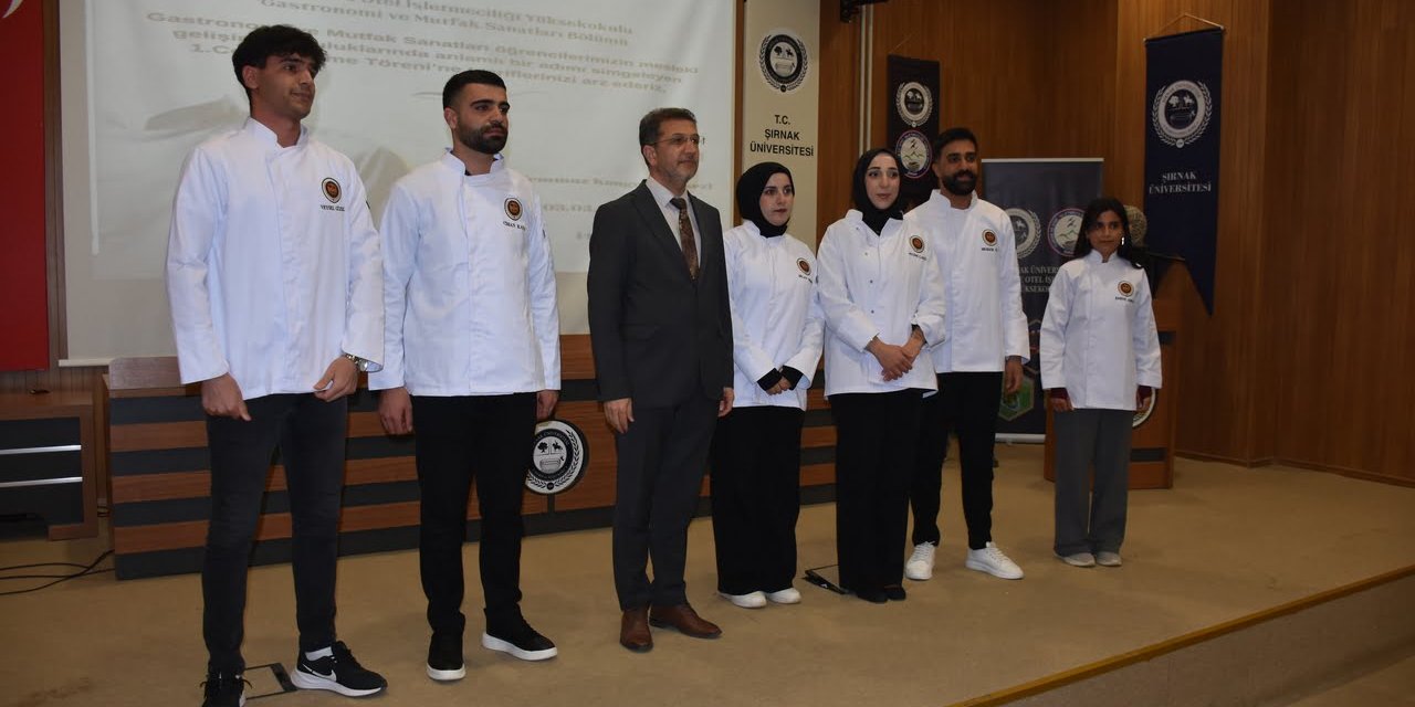 Şırnak Üniversitesi’nde Öğrenciler İçin Ceket Giyme Töreni Düzenlendi