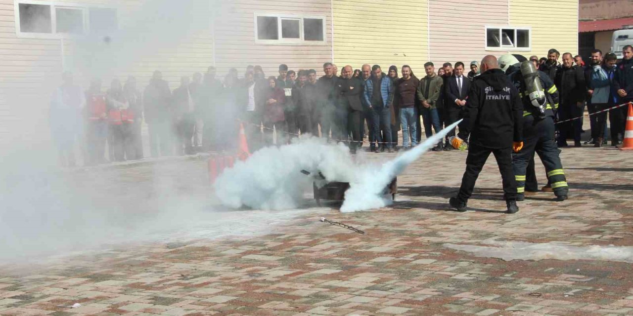 Şırnak Milli Eğitim Müdürlüğü'nde Deprem Tatbikatı