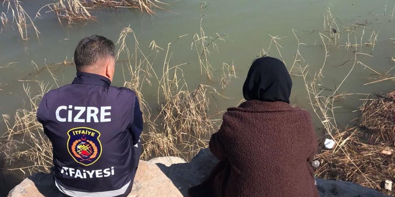 Cizre’de Dicle Nehri’ne Atlamaya Çalışan Kadın Uzun Uğraşlar Sonucu İkna Edildi