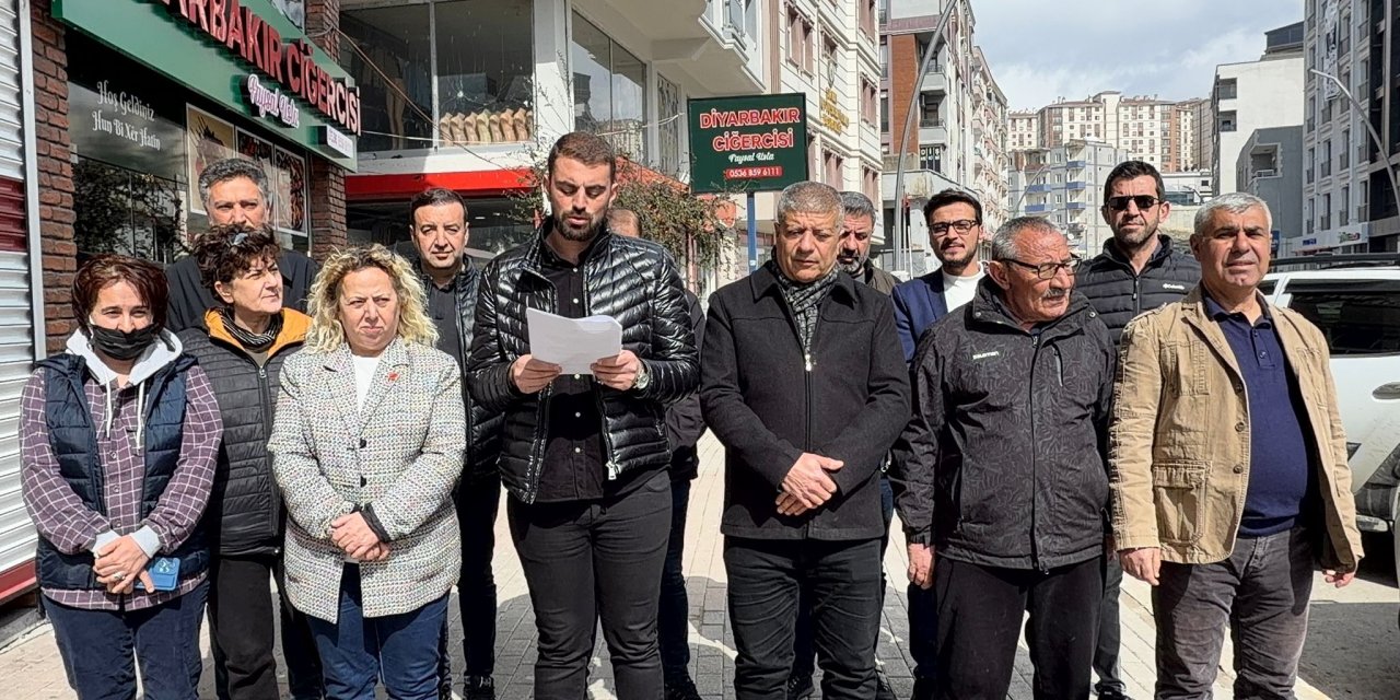 Şırnak’ta CHP İl Yönetimi, Ekrem İmamoğlu’nun Silivri’den Gönderdiği Mektubu Okudu