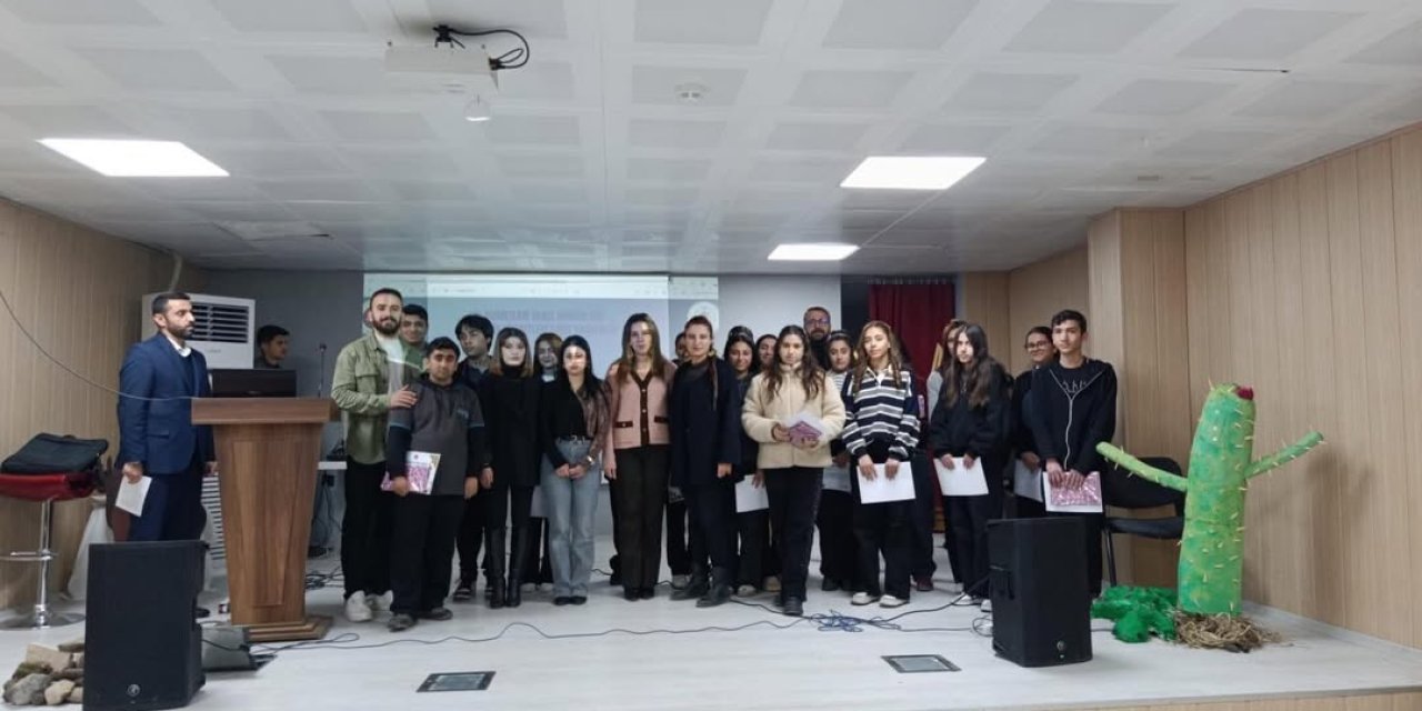 Şırnak’ta “Ramazan, Cami, Hayat” Temalı Resim Yarışmasının Kazananları Ödüllerine Kavuştu