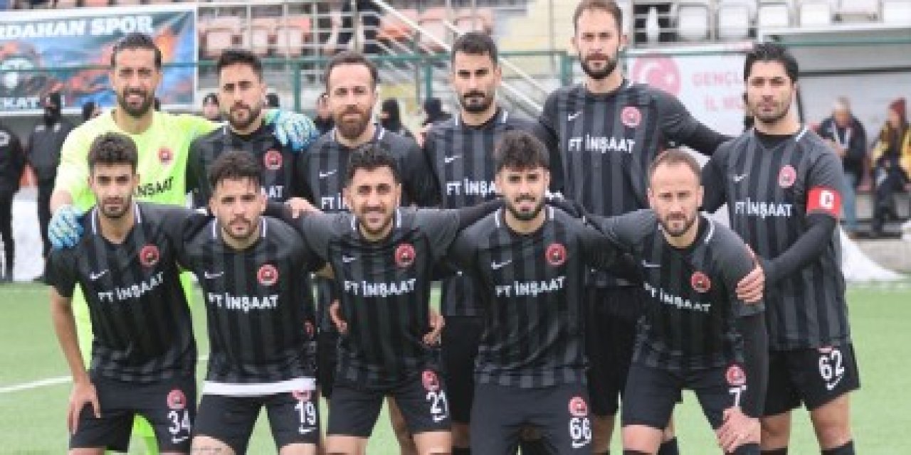 Şırnak Petrolspor Zirve Yarışında Yara Aldı!