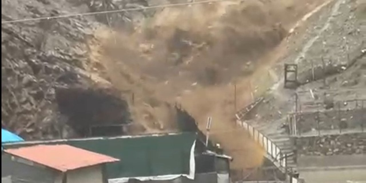 Şırnak’ta Selin Gelişi Kameraya Yansıdı