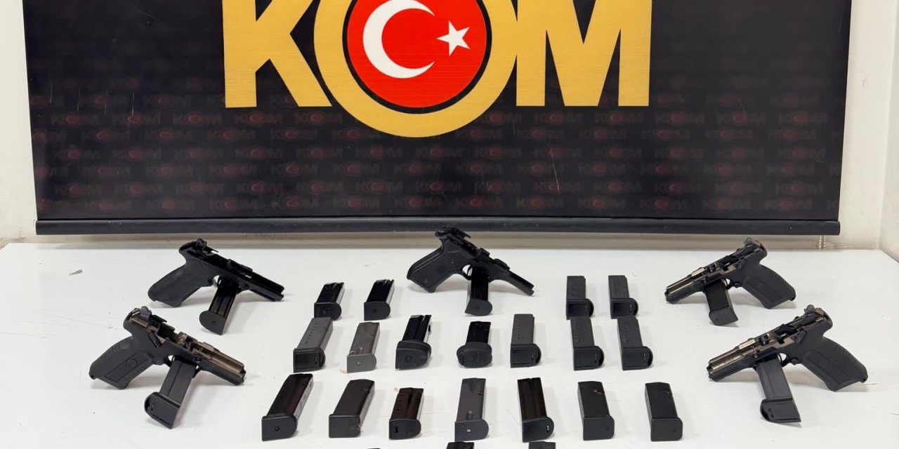 Şırnak’ta 5 Tabanca 26 Şarjör Ele Geçirildi