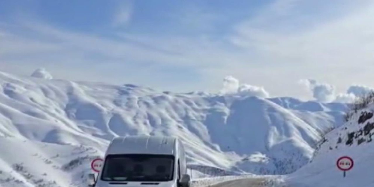 Çığ düşmesi sonucu Şırnak–Hakkari yolu kapandı
