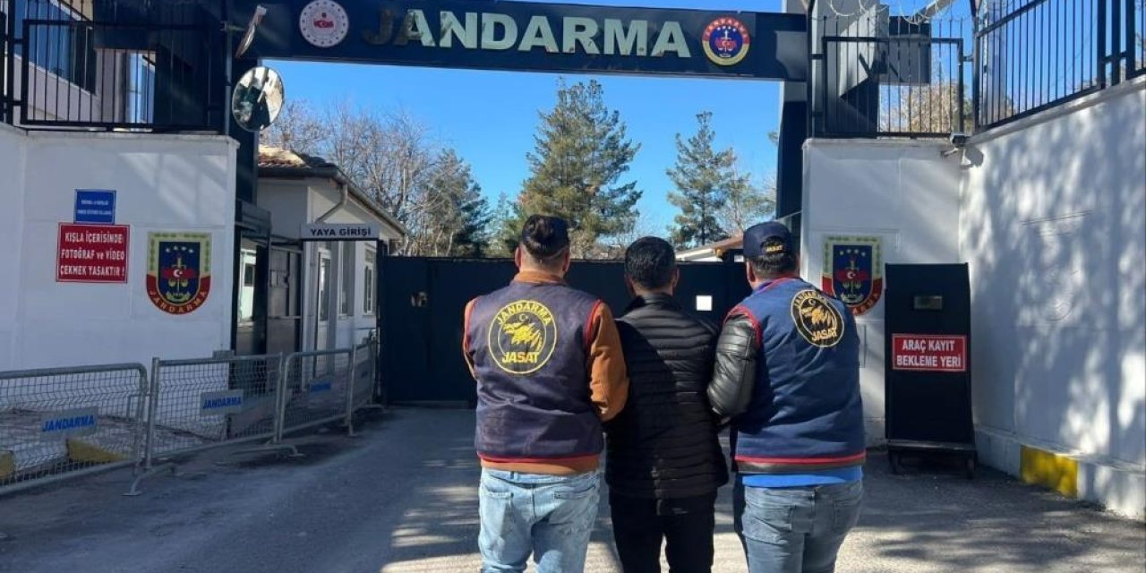 Haklarında kesinleşmiş hapis cezası bulunan 111 kişi yakalandı