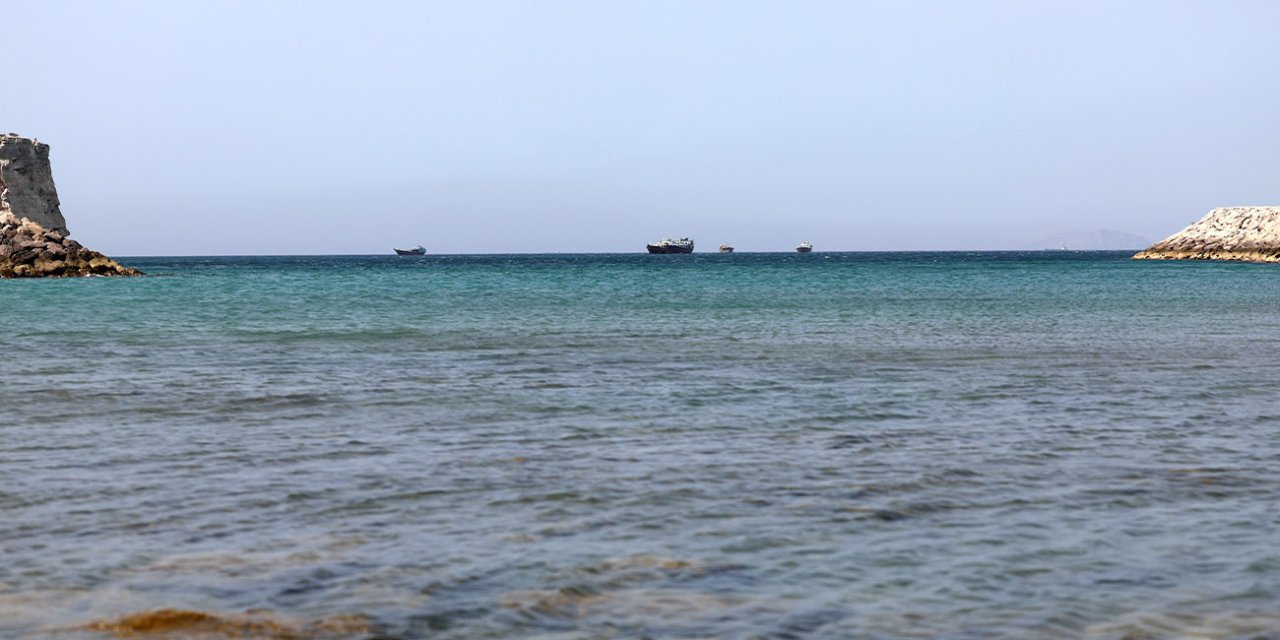 İran’dan Hürmüz Boğazı mesajı: "Hürmüz Boğazı eski haline dönmeyecek"