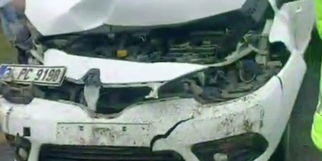 Cenaze konvoyunda kaza meydana geldi: 4 kişi yaralandı