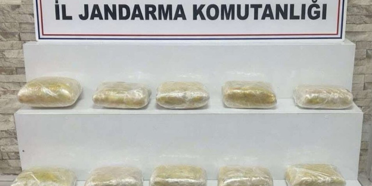 Jandarma ekipleri tarafından 22 kilo esrar ele geçirildi