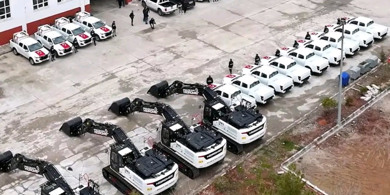 Şırnak genelinde hizmet için 20 araç filoya kazandırıldı