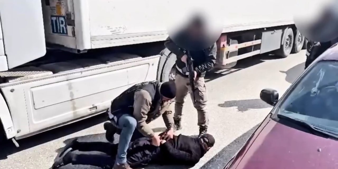 Zehir tacirlerine ağır darbe: 211 kilogram uyuşturucu ele geçirildi