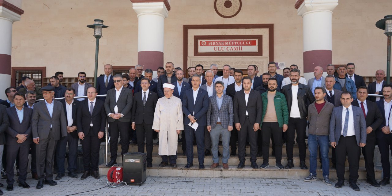 Şırnak’ta Okullara Yönelik Saldırılara Tepki: Gıyabi Cenaze Namazı Kılındı