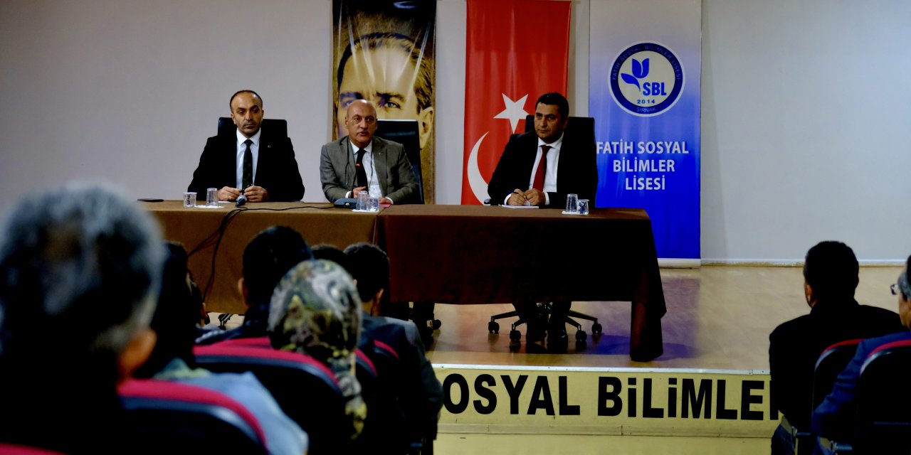 Şırnak’ta Eğitim Zirvesi: Akademik Başarı ve Okul Güvenliği Masaya Yatırıldı