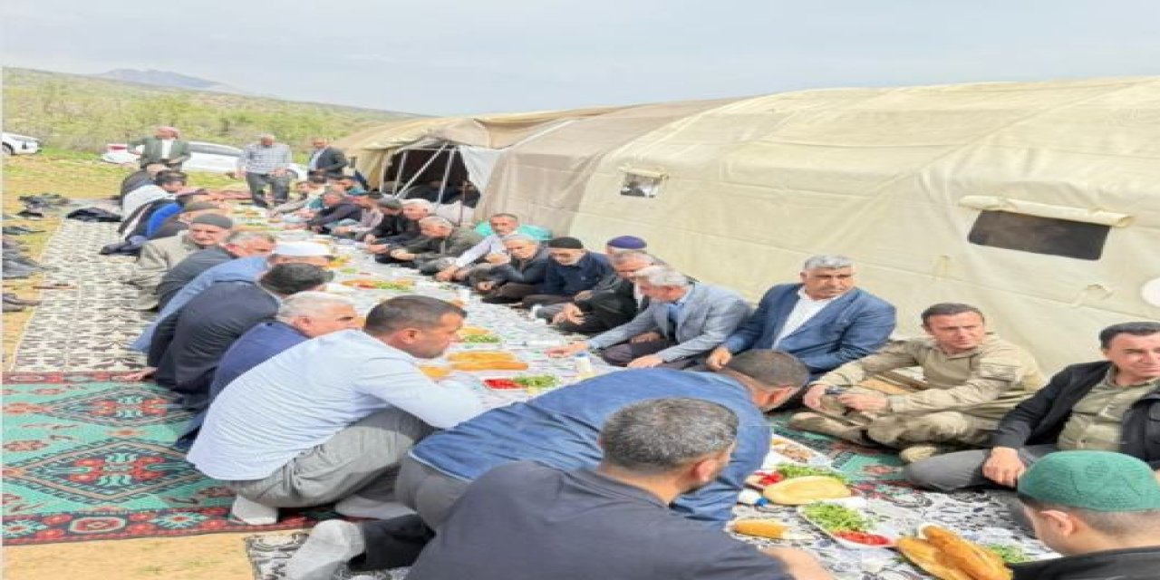 Cudi Dağı Eteklerinde Mevlid Programı Düzenlendi