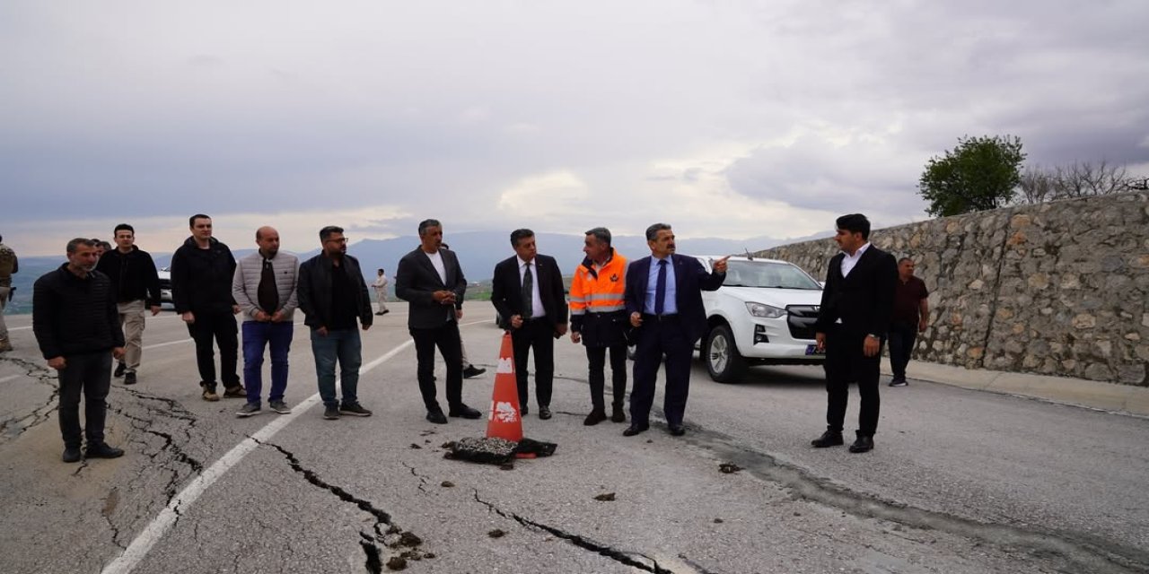 Şırnak’ta yağış sonrası bozulan yollar incelendi