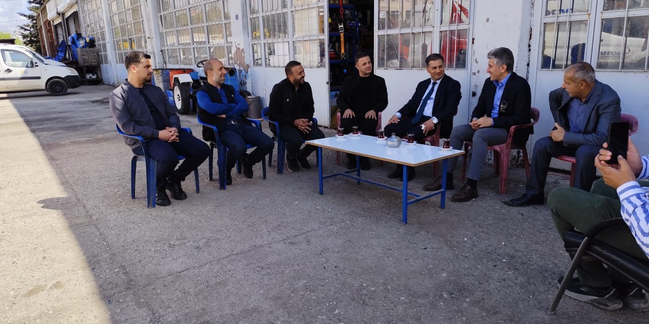 Sanayi ve Teknoloji İl Müdürü Çetin’den Sanayi Sitesi Esnafına 1 Mayıs Ziyareti