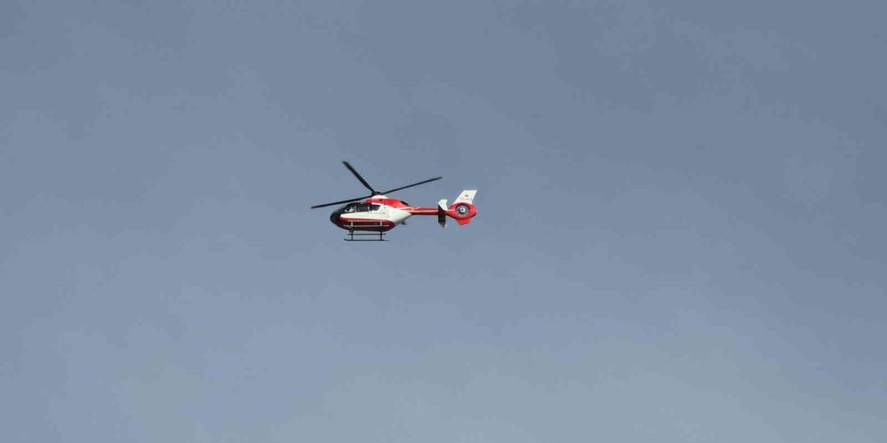 Yüksekova’dan Diyarbakır’a helikopterle hasta sevki yapıldı