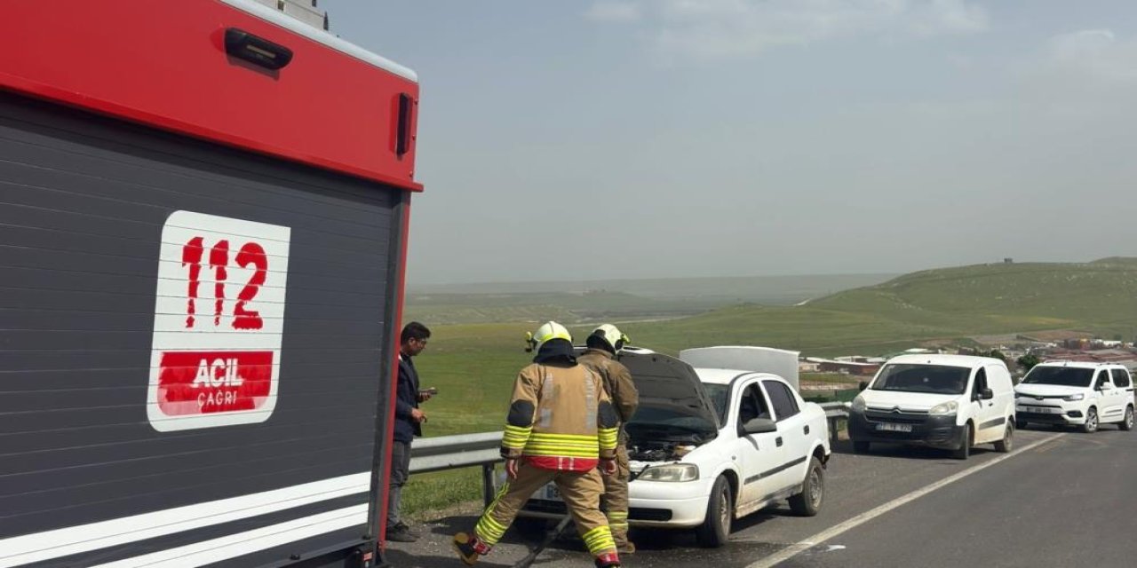 Cizre’de park halindeki araç korku dolu anlara neden oldu