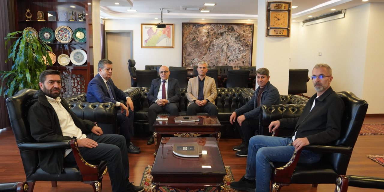 BİK Bölge Müdürü Yürekli ve Şırnaklı Gazetecilerden Başkan Yarka'ya Ziyaret