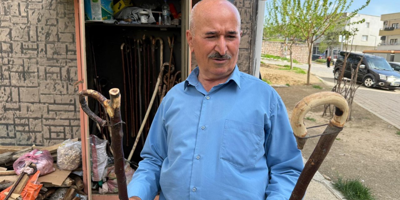 Şırnaklı Ömer Barlık Emekli Oldu, Ata Mirası Baston Ustası Oldu