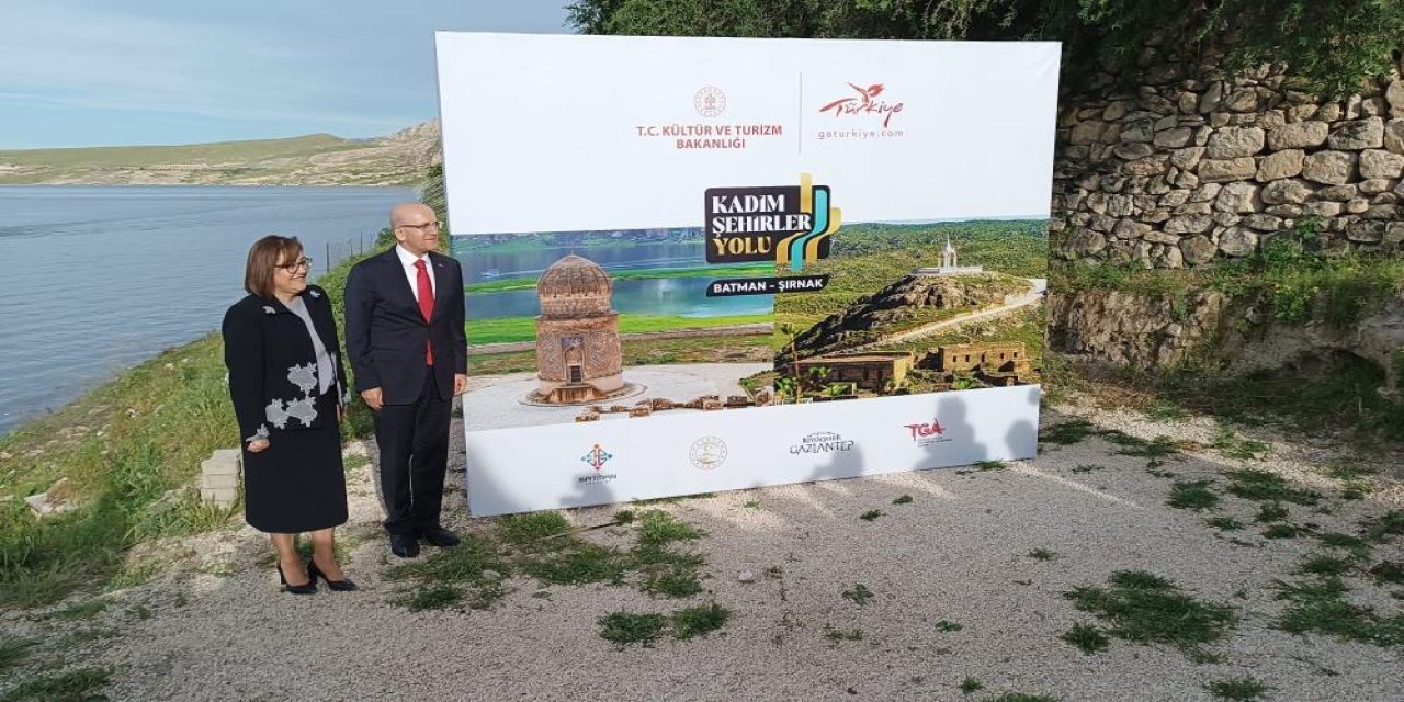 Hasankeyf'te "Kadim Şehirler Yolu Batman-Şırnak Rotası" tanıtıldı