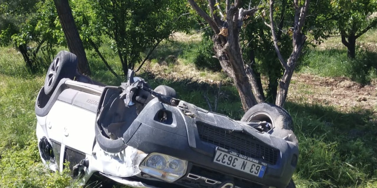 Devrilen SUV tipi aracın sürücüsü yaralandı