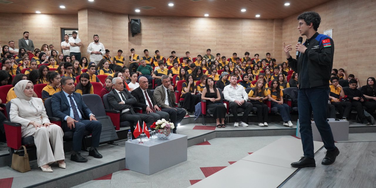 Astronot Tuva Cihangir Atasever, Şırnak'ta Öğrencilerle Buluştu