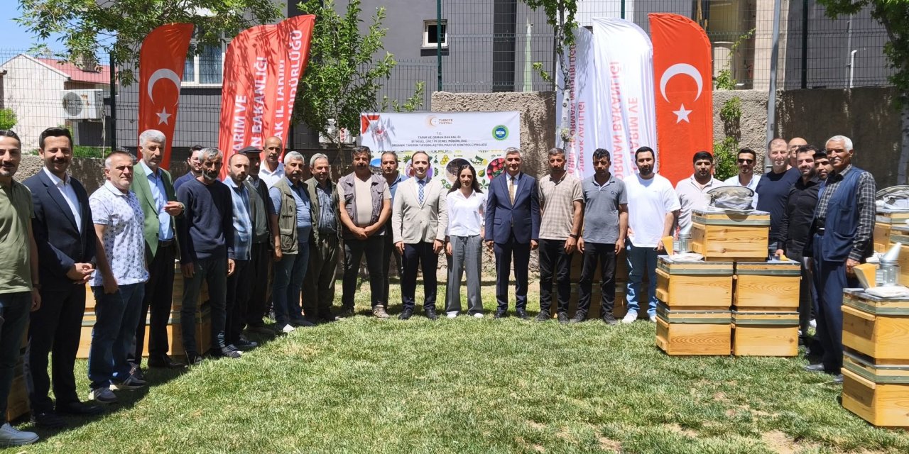 Şırnak’ta Organik Arıcılığa Büyük Destek: 25 Üreticiye Hibe Ekipman Dağıtıldı