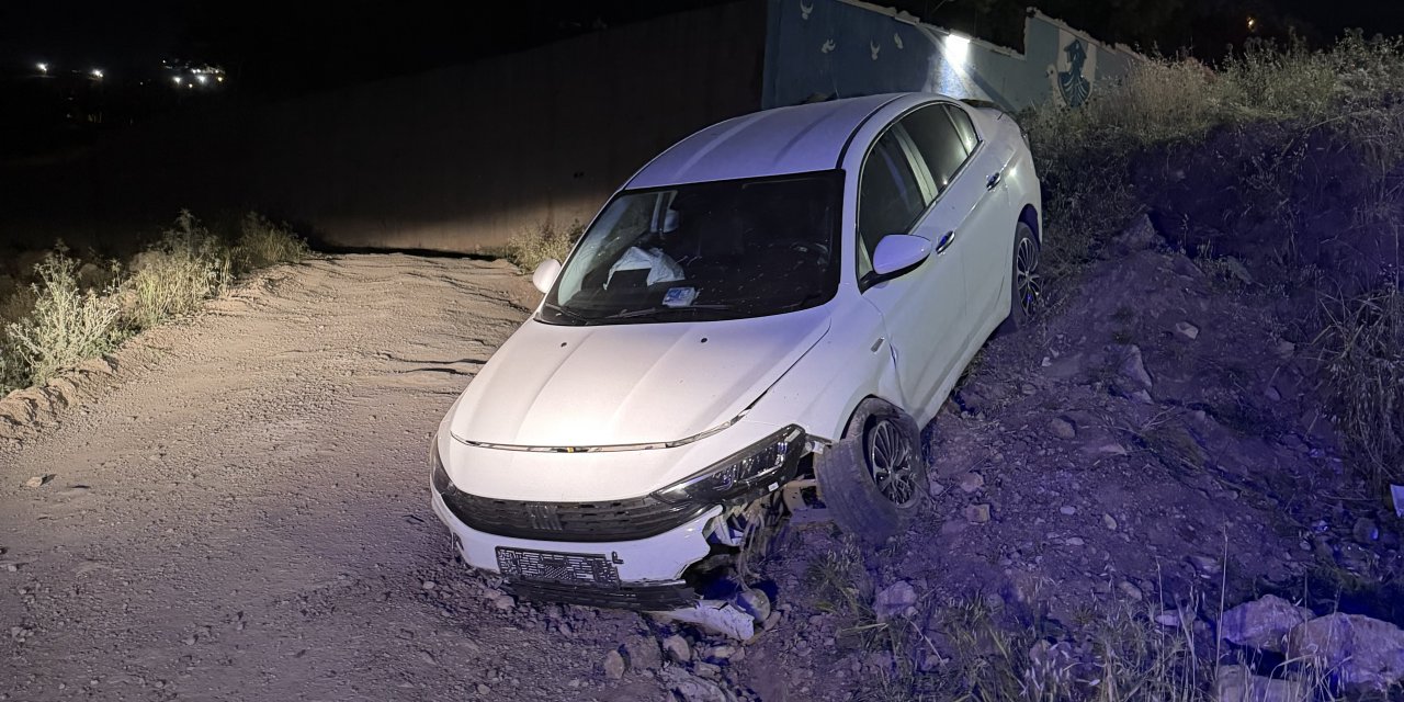 Şırnak’ta Virajı Alamayan Otomobil kaza Yaptı:1 Yaralı