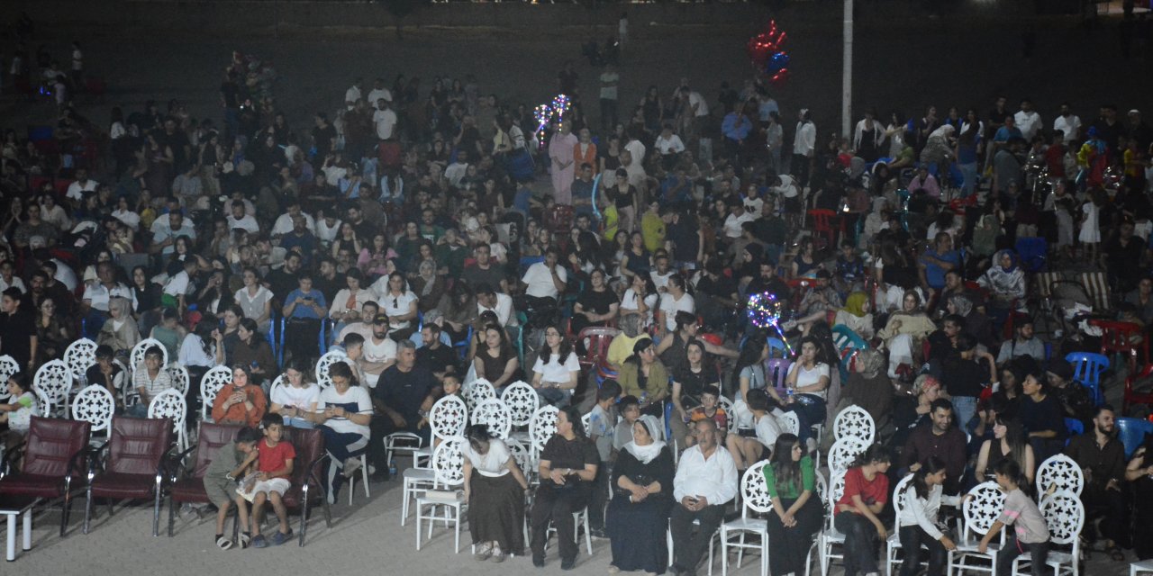 Şırnak'ta Öğretmenler Konser Verdi