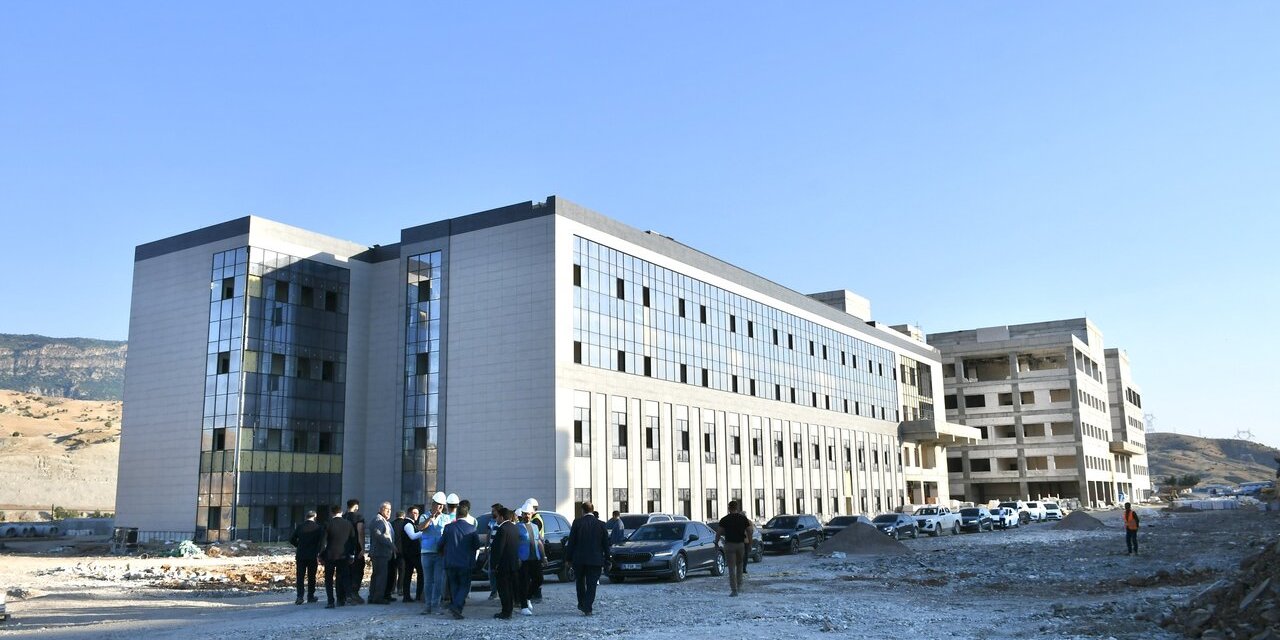 Şırnak’ta 500 Yataklı Hastane Yükseliyor: Tarih Verildi