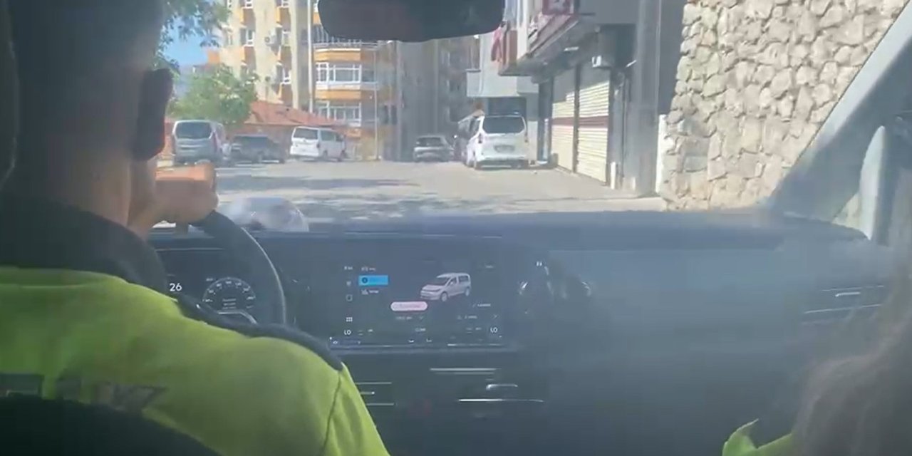 Şırnak’ta Sınava Geç Kalan 12 Öğrencinin İmdadına Polis Yetişti