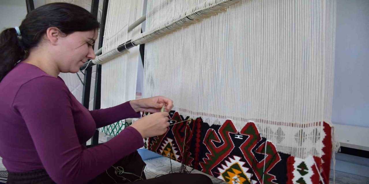 Şırnak'ta Üretilen Goyan Kilimine Avrupa Ülkelerinden Yoğun Talep