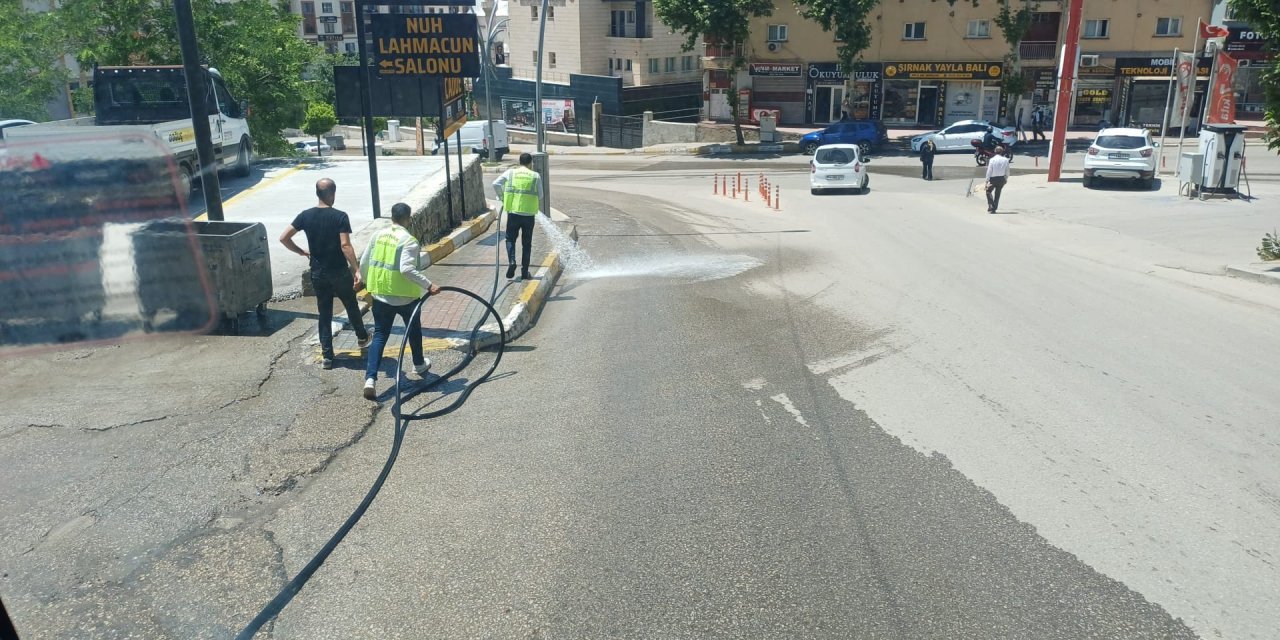 Şırnak’ta Yaz Temizliği Seferberliği: Cadde ve Duraklar Pırıl Pırıl Oluyor