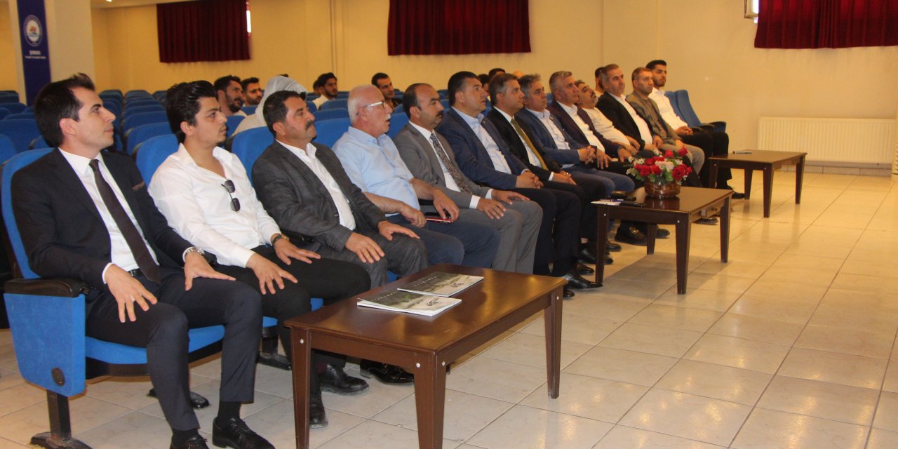 Şırnak’ta E-İhracat Atağı! Girişimciler ve İş Dünyası Dijital Ticaret İçin Bir Araya Geldi