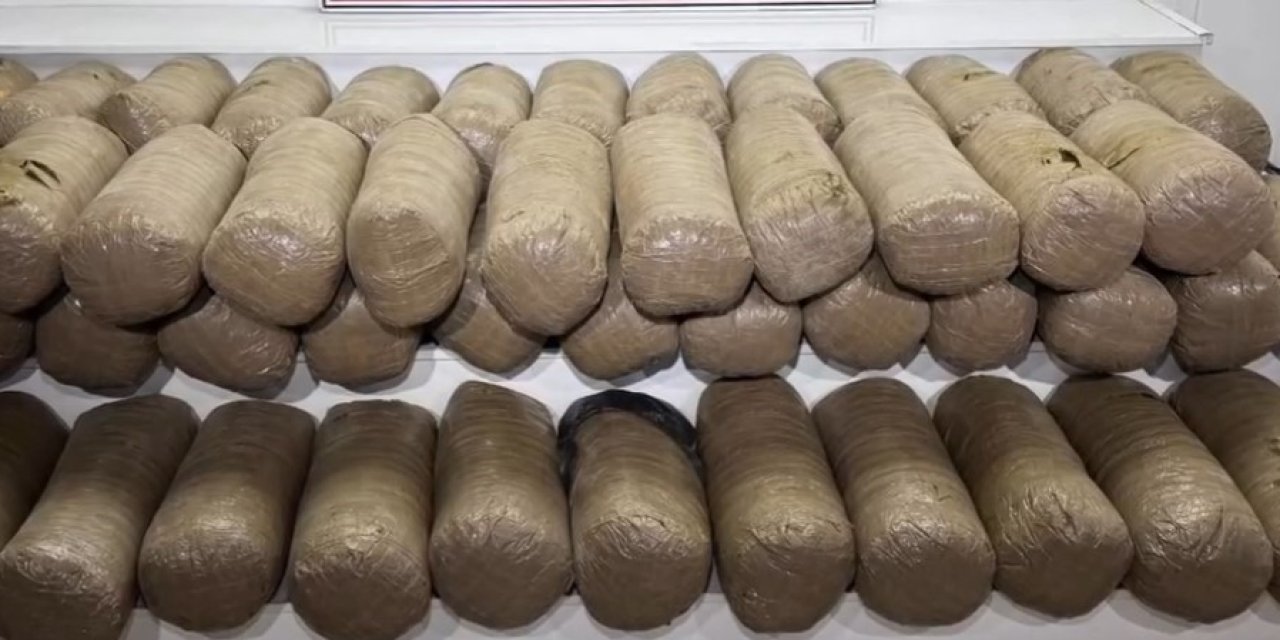 Hakkari’de yarım ton uyuşturucu ele geçirildi