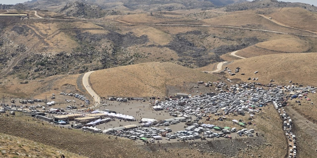 Cudi Dağı’ndaki Hz. Nuh Anma Merasiminde Aksaklıklar Gündem Oldu: Vatandaşlardan Organizasyona Tepki