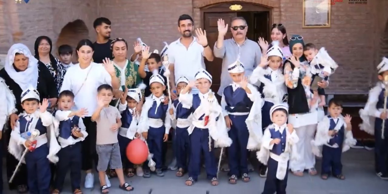 Şırnak'ta vakıf geleneğiyle çocuklara sünnet şöleni düzenlendi