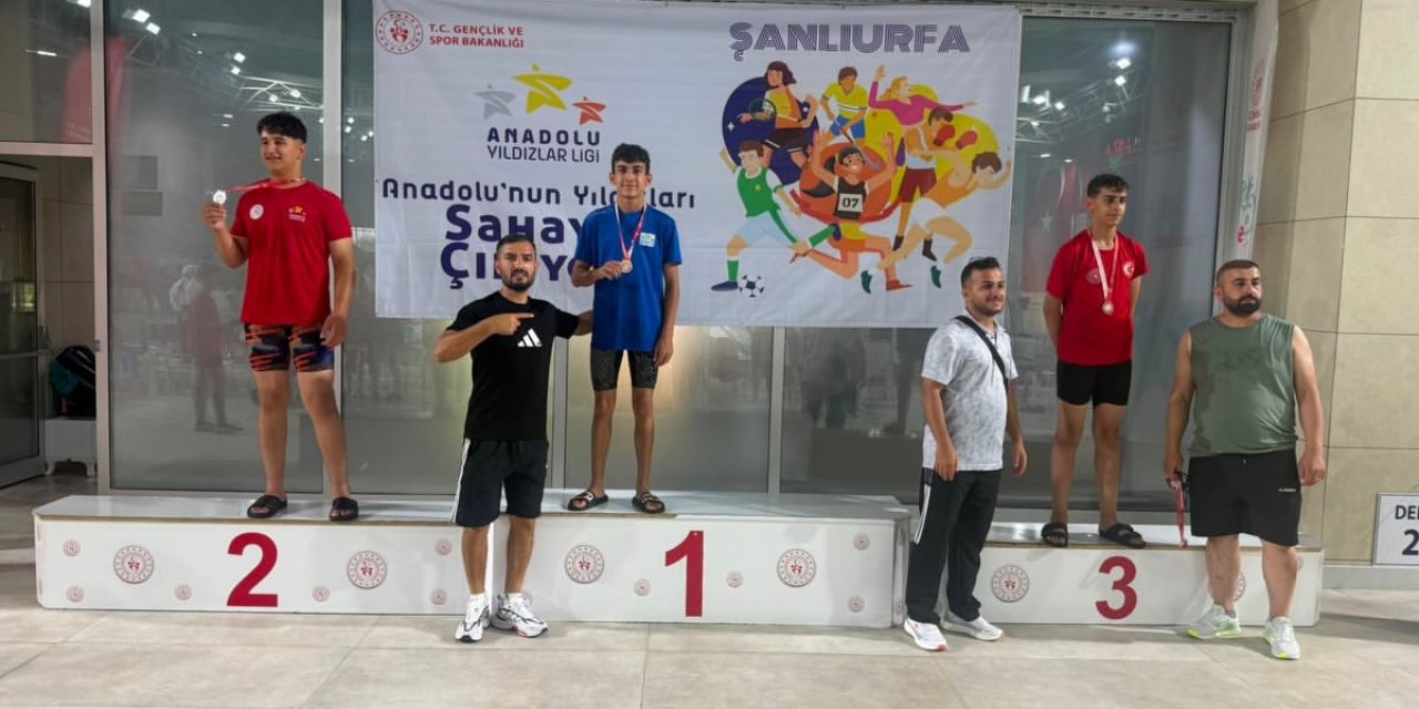 ANALİG Yüzme Müsabakalarında Şırnaklı Sporculardan Madalya Yağmuru