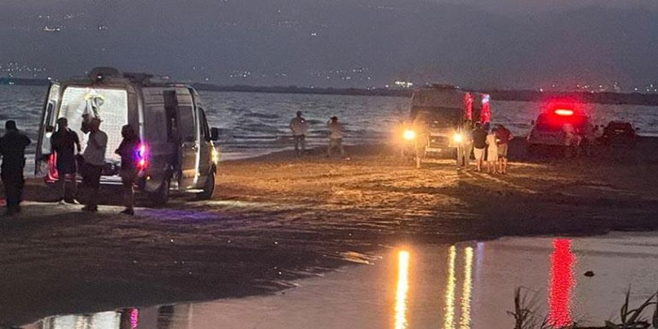 Denize giren 5 kişilik aileden 3'ü boğuldu, 1'i kayboldu