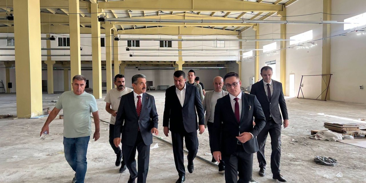 Vali Birol Ekici, Şırnak OSB Tekstil Atölyesi İnşaatında İncelemelerde Bulundu