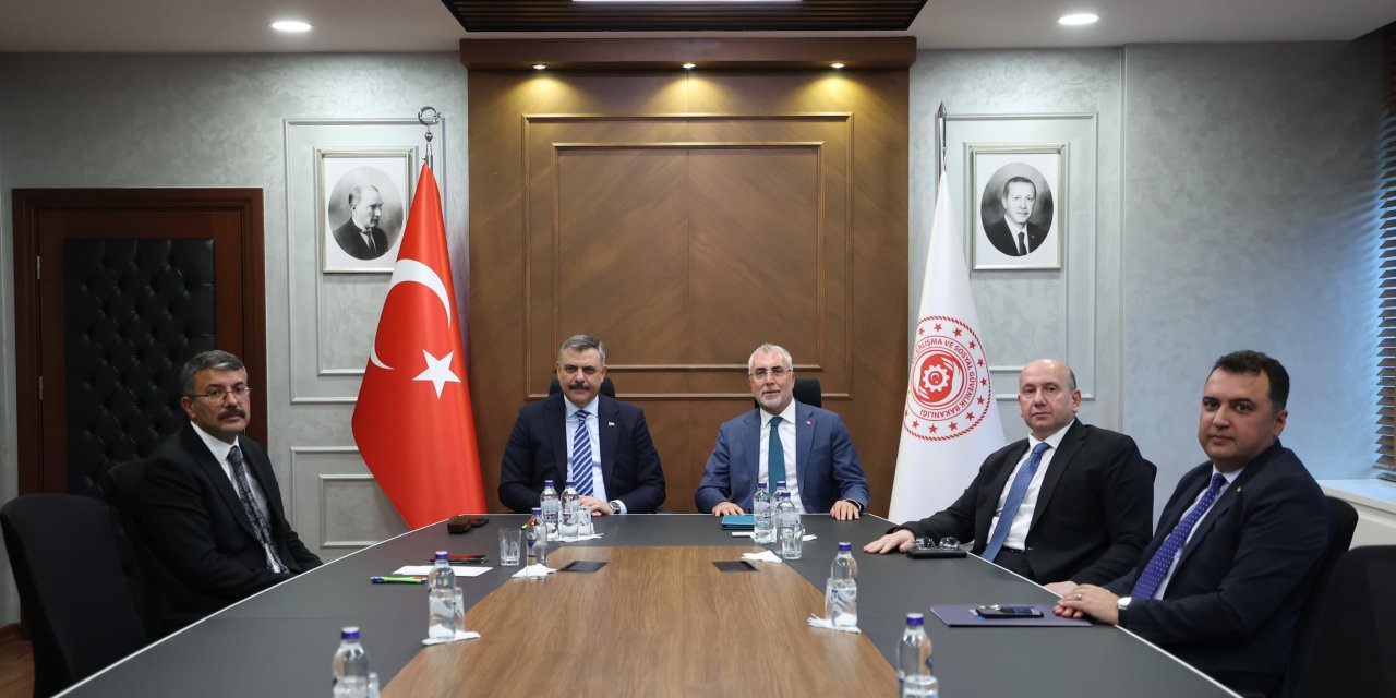 Bakan Işıkhan Açıkladı: 81 İlde 30 Bin Personel Alınacak
