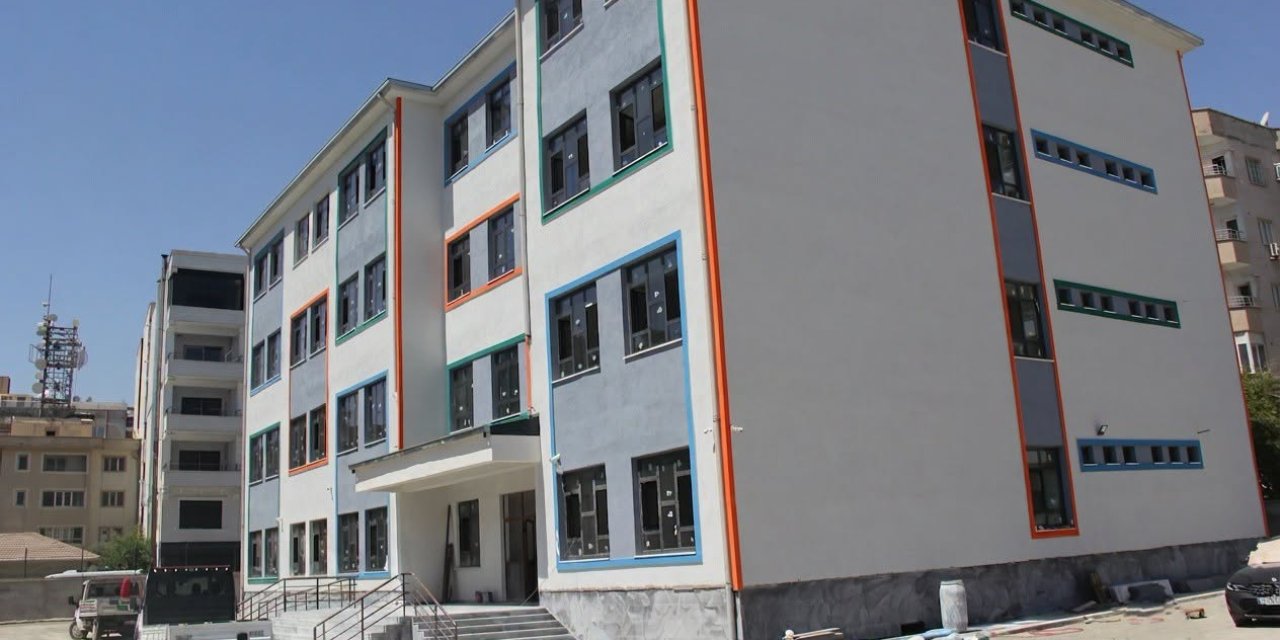 Cizre'de 24 Derslikli Yeni Okul Eylülde Eğitime Açılıyor