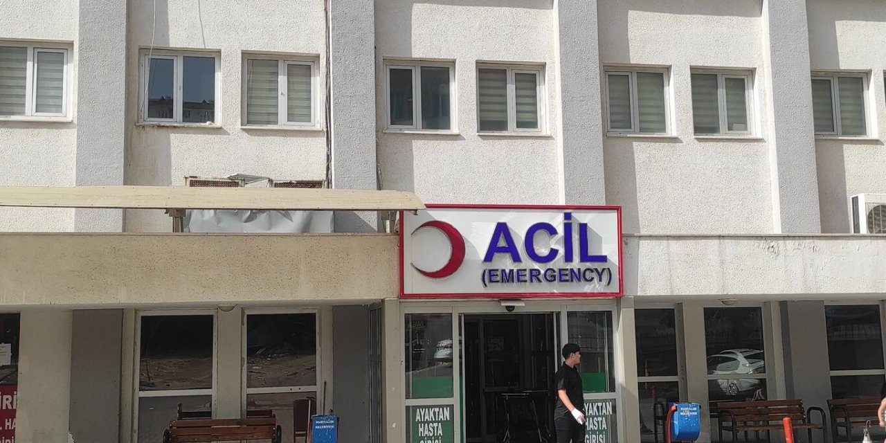Siirt'te 2 yaşındaki Miraç yabancı cisim yuttu: Ağır yaralandı