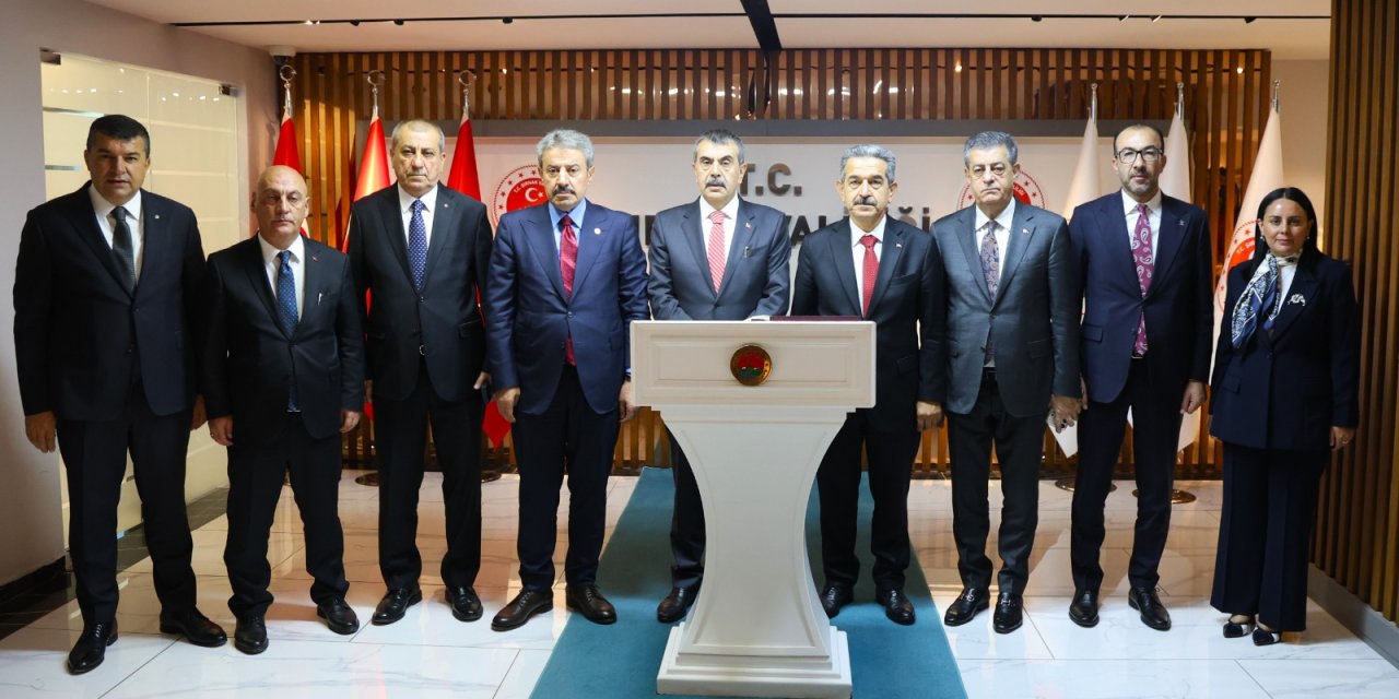 Bakan Tekin: Sürecin manipüle edilmesini ve sabote edilmesini hep birlikte engellemeliyiz